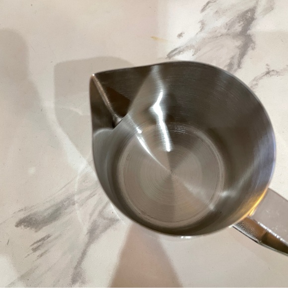 Barista Stainless Steel Milk Frothing Mug Container ☕️ - Picture 2 of 4